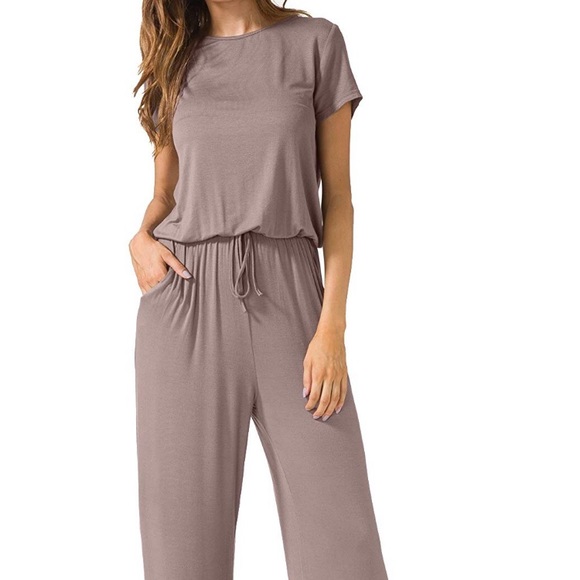 BrunchN’ Khaki Woman’s 1 piece jumpsuit *NWT* 🧡 - Picture 2 of 7